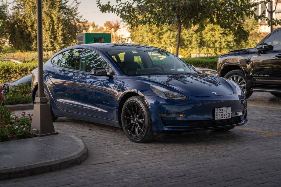 Rivian R2 vs Tesla Model Y