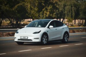 Rivian R2 vs Tesla Model Y