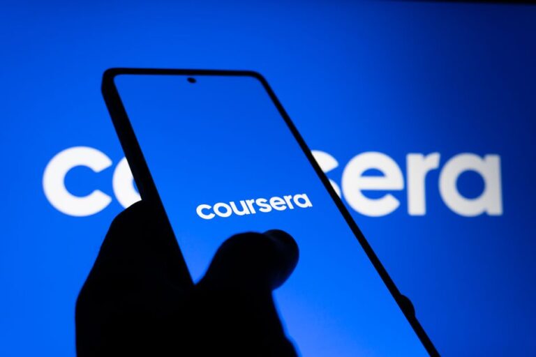 Coursera vs Udemy 2026