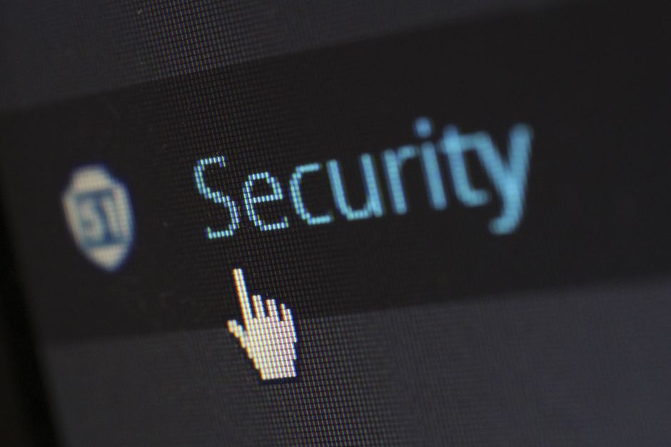 Aura vs LifeLock vs IdentityForce