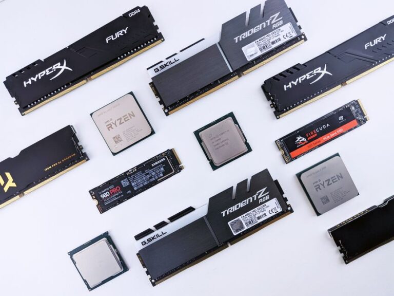 Samsung 9100 Pro vs Crucial T705