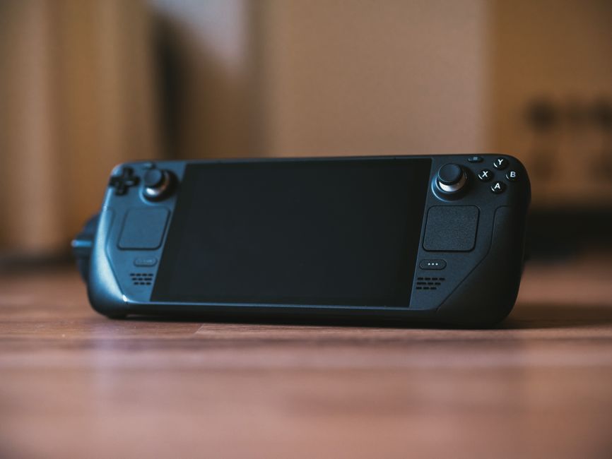 best portable handheld gaming pcs 2026