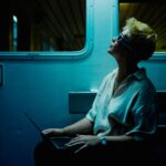 jet lag light therapy glasses