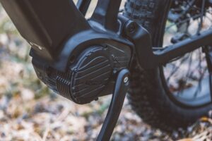 mid-drive vs hub motor 2026