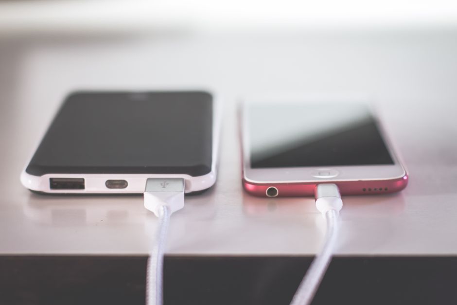 smartphone battery case chargers