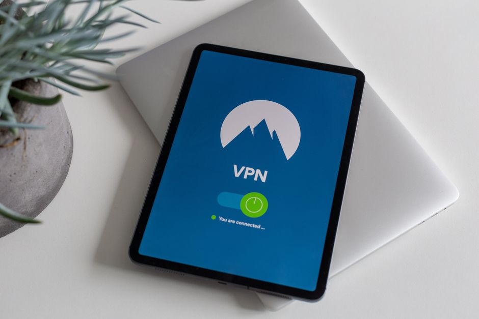 Best Obfuscated VPNs for Censorship Bypass 2026