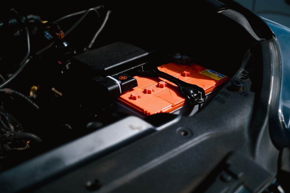 solid-state vs lithium-ion EV batteries 2026