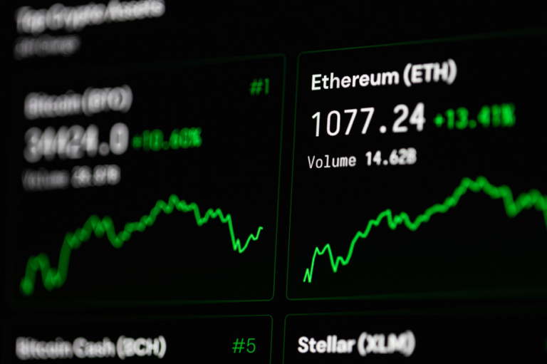 Chainlink vs The Graph 2026