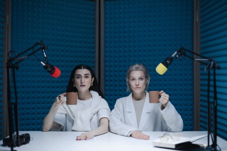 AI Voice Generators for Podcasting